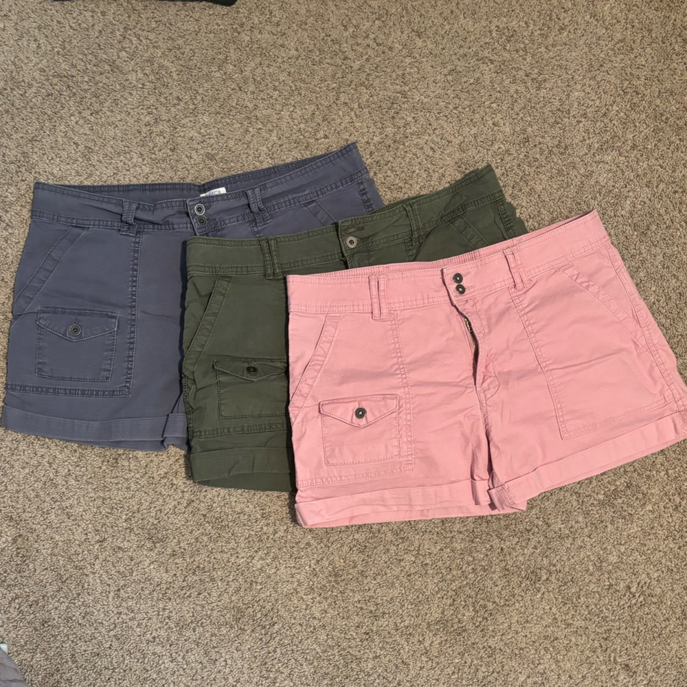 BUNDLE!! Time & Tru Cargo shorts, size 14.